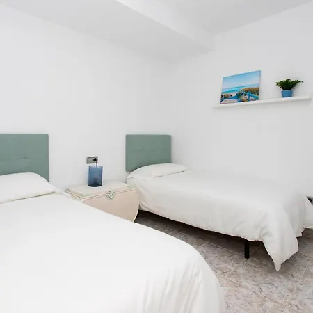 Casa Javana, Dehesa De Campoamor * אוריהואלה